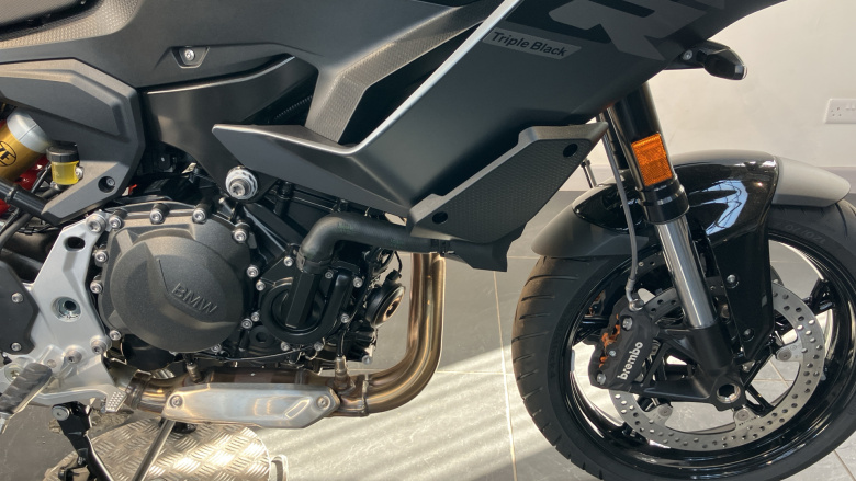 BMW F900 XR (25MY)